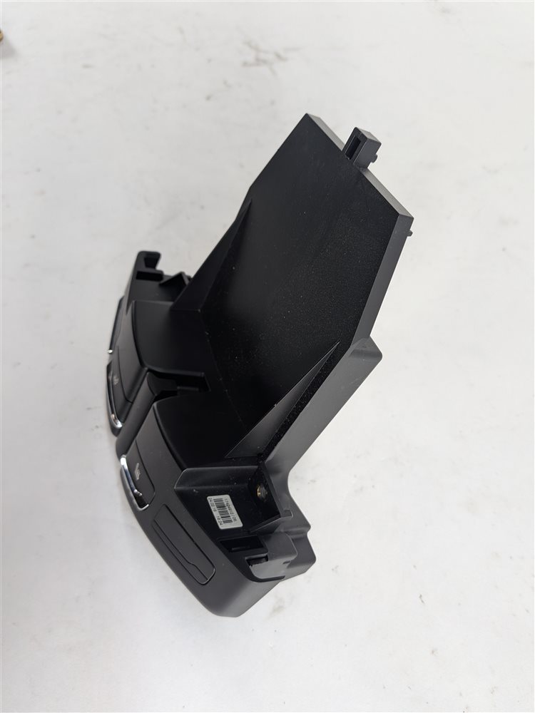 Thumbnail 4: 2016 PORSCHE CAYENNE 958 CENTER CONSOLE CENTRAL LOCK HEATED SEAT SWITCH PANEL