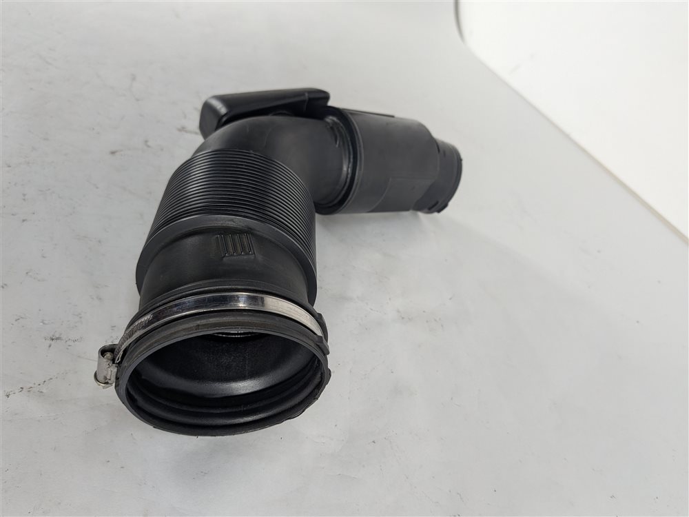 Thumbnail 4: 2016 PORSCHE CAYENNE (958) AIR CLEANER INTAKE HOSE DUCT TUBE PIPE SNORKEL