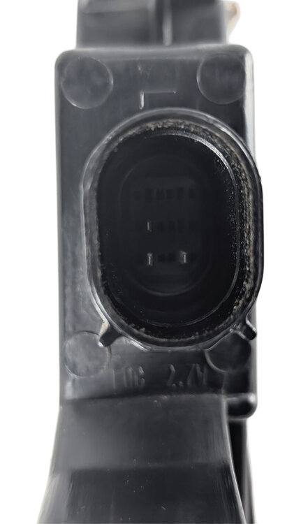 Thumbnail 8: 15-18 PORSCHE CAYENNE (958) REAR RIGHT PASSENGER LOWER BUMPER TAILLIGHT LAMP