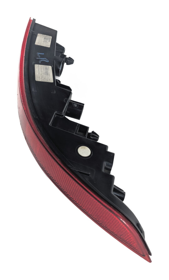 Thumbnail 4: 15-18 PORSCHE CAYENNE (958) REAR LEFT DRIVER LOWER BUMPER TAILLIGHT LIGHT LAMP