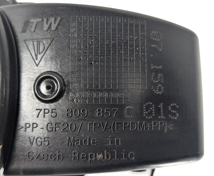 Thumbnail 7: 2011-2018 PORSCHE CAYENNE (958) FUEL TANK DOOR w/ HOUSING (Black)