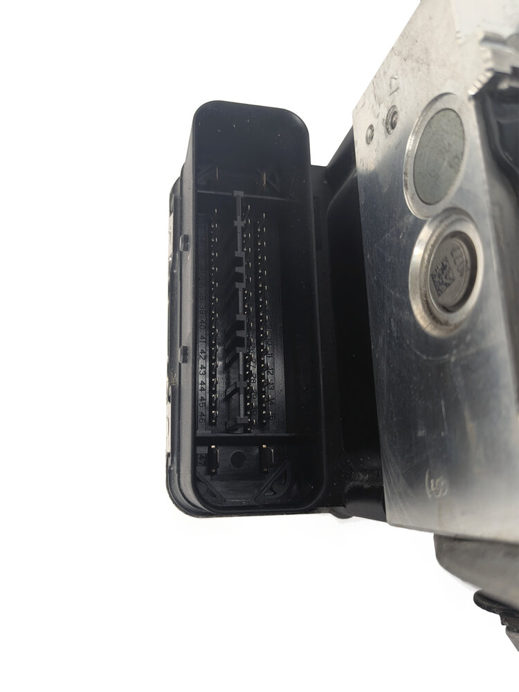 Thumbnail 5: 2015-2018 PORSCHE CAYENNE (958) ABS ANTI LOCK BRAKE PUMP w/ MODULE
