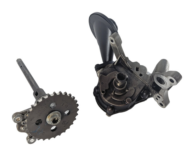 Thumbnail 4: 11-18 PORSCHE CAYENNE HYBRID 958 3.0L M06.EC ENGINE OIL PUMP w/ SHAFT SPROCKET
