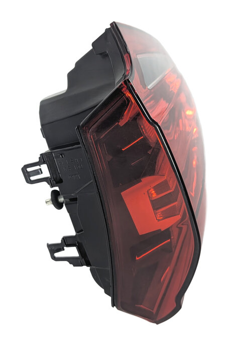 Thumbnail 3: 2015-2018 PORSCHE CAYENNE (958) REAR RIGHT PASSENGER INNER TAILLIGHT LIGHT LAMP