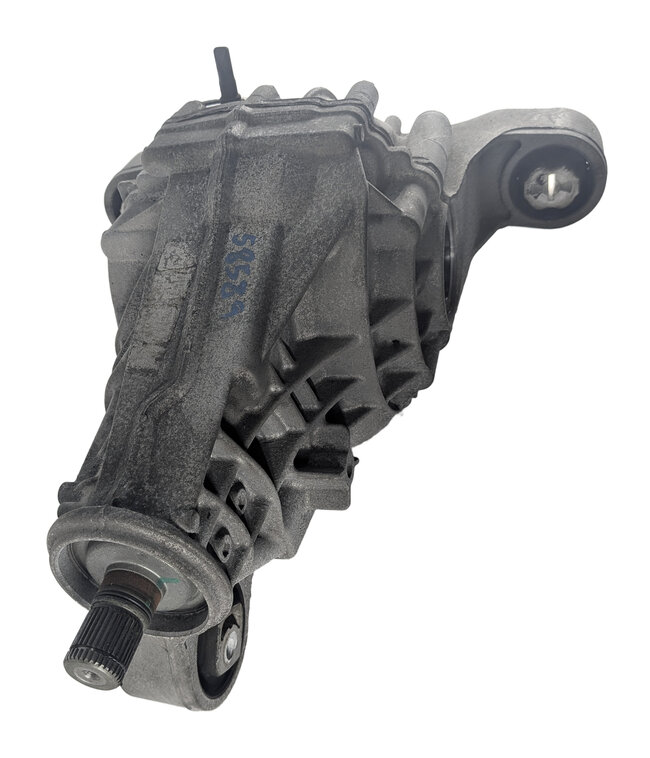 Thumbnail 5: 2015-2018 PORSCHE CAYENNE (958) 3.0L - REAR DIFFERENTIAL GEAR CARRIER ASSEMBLY