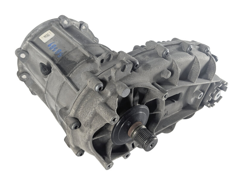 2011-2018 PORSCHE CAYENNE (958) 3.0L ENGINE FRONT TRANSFER CASE ASSEMBLY