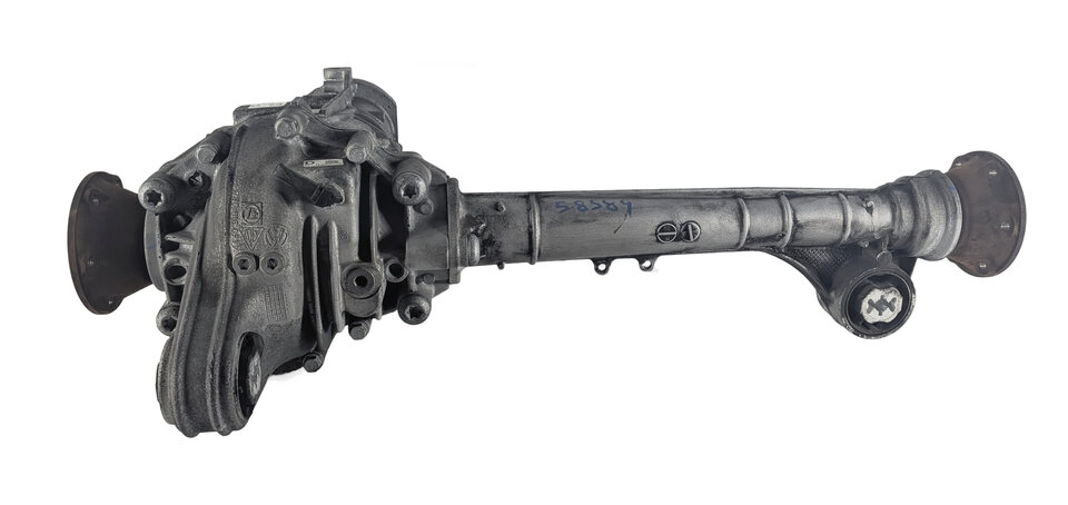 Thumbnail 3: 11-18 PORSCHE CAYENNE (958) 3.0L FRONT DIFFERENTIAL GEAR CARRIER w/ OUTPUT SHAFT