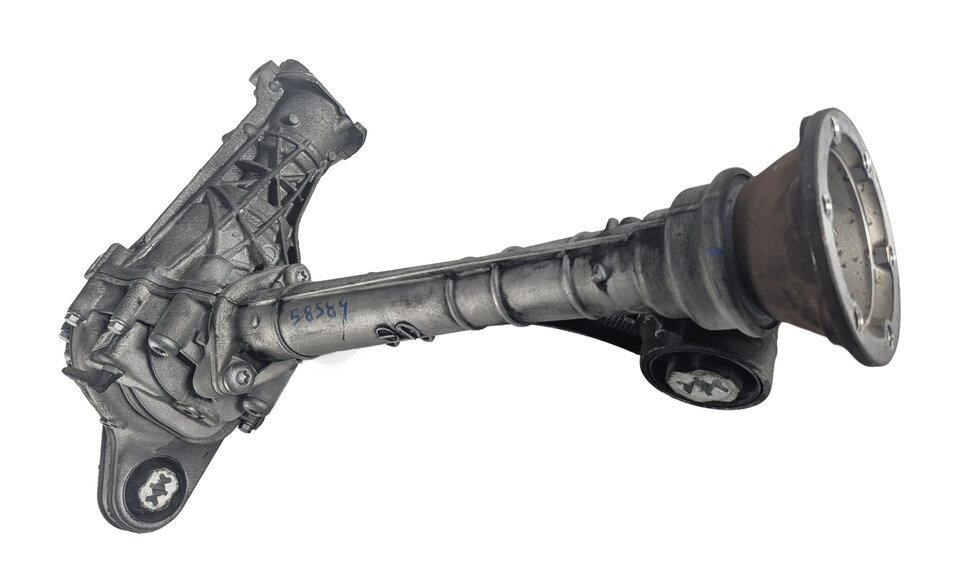 Thumbnail 4: 11-18 PORSCHE CAYENNE (958) 3.0L FRONT DIFFERENTIAL GEAR CARRIER w/ OUTPUT SHAFT