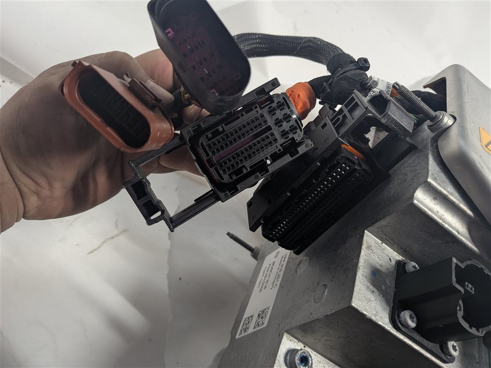 Thumbnail 6: 2011-2018 PORSCHE CAYENNE (958) HYBRID BATTERY ASSEMBLY 85% SOC