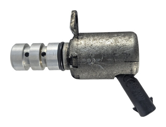Thumbnail 4: 11-18 PORSCHE CAYENNE 958 3.0L HYBRID M06.EC ENGINE OIL PRESSURE SOLENOID VALVE