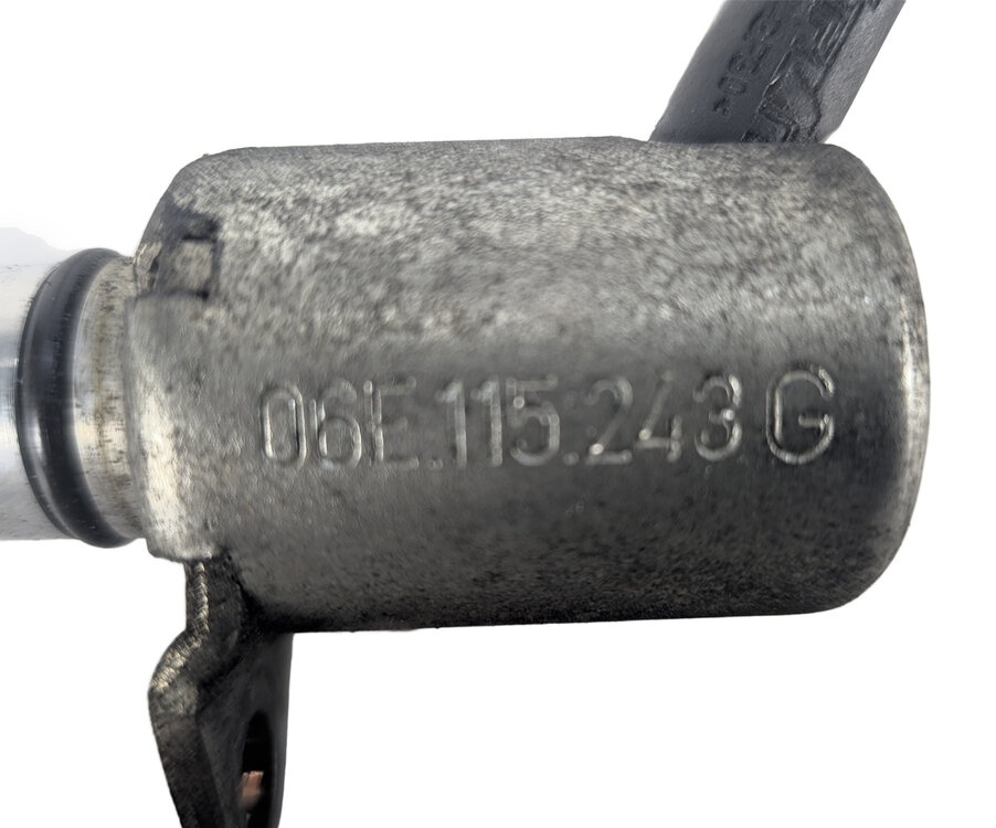 Thumbnail 7: 11-18 PORSCHE CAYENNE 958 3.0L HYBRID M06.EC ENGINE OIL PRESSURE SOLENOID VALVE