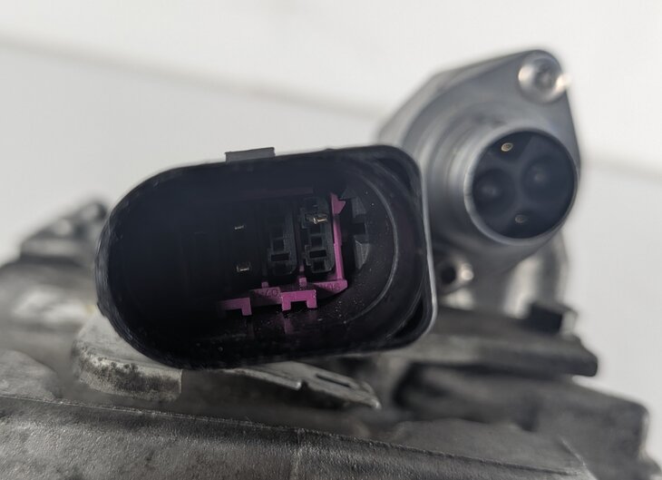 Thumbnail 10: 11-18 PORSCHE CAYENNE HYBRID (958) 3.0L ELECTRIC A/C COMPRESSOR PUMP 7PP820803B