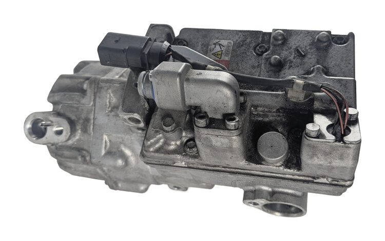 Thumbnail 5: 11-18 PORSCHE CAYENNE HYBRID (958) 3.0L ELECTRIC A/C COMPRESSOR PUMP 7PP820803B