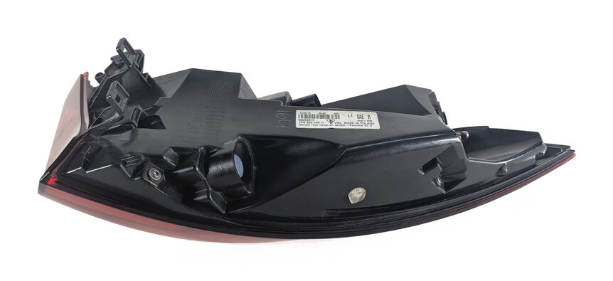 Thumbnail 6: 15-18 PORSCHE CAYENNE (958) REAR RIGHT PASSENGER TAILLIGHT BRAKE LIGHT LAMP
