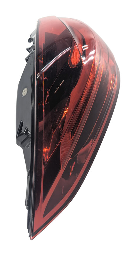 Thumbnail 5: 15-18 PORSCHE CAYENNE (958) REAR LEFT DRIVER OUTER TAILLIGHT BRAKE LIGHT LAMP