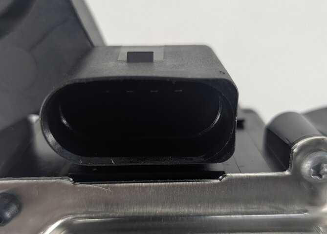 Thumbnail 9: 2011-2018 PORSCHE CAYENNE (958) REAR HATCH TRUNK TAILGATE TAIL GATE WIPER MOTOR