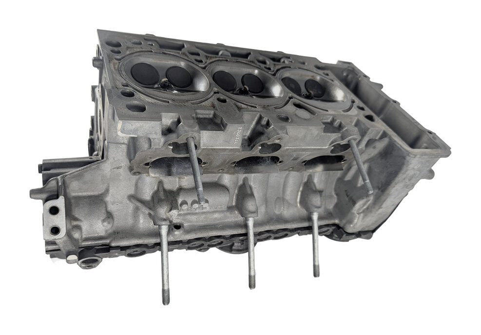 Thumbnail 4: 11-18 PORSCHE CAYENNE PANAMERA (958 970) 3.0L HYBRID ENGINE - LEFT CYLINDER HEAD