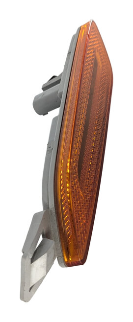 Thumbnail 5: 2016 PORSCHE CAYENNE (958) FRONT LEFT DRIVER FENDER AMBER SIDE MARKER LIGHT LAMP