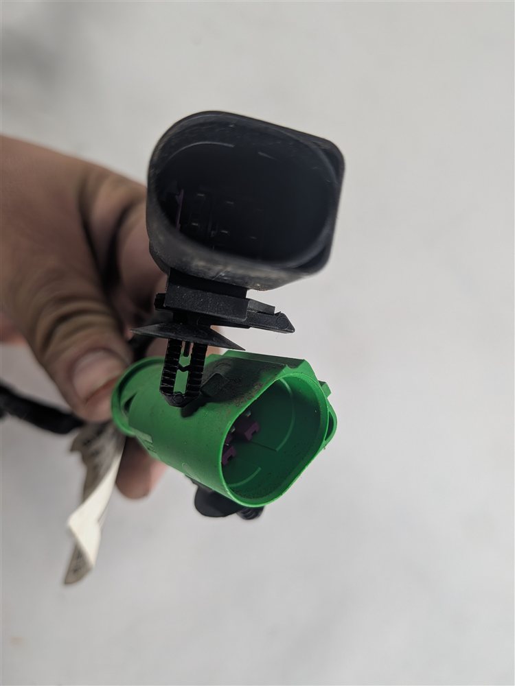 Thumbnail 11: 2016 PORSCHE CAYENNE (958) REAR PARK ASSIST PDC SENSOR SET/4 w/ HARNESS (Black)