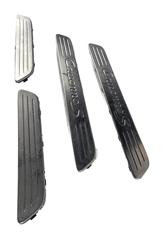 Thumbnail 4: 2016 PORSCHE CAYENNE (958) FRONT/REAR DOOR SILL SCUFF PLATE SET/4 STAINLESS