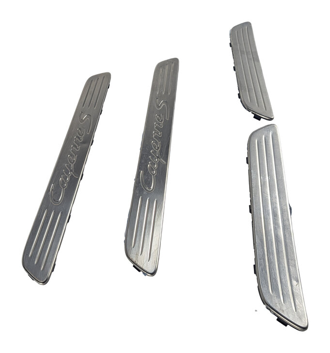 Thumbnail 5: 2016 PORSCHE CAYENNE (958) FRONT/REAR DOOR SILL SCUFF PLATE SET/4 STAINLESS
