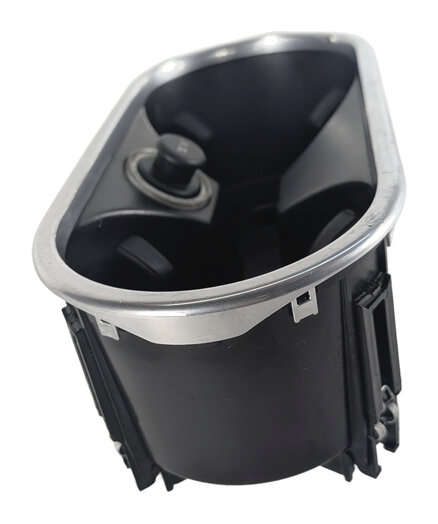 Thumbnail 5: 2016 PORSCHE CAYENNE (958) CENTER CONSOLE DUAL CUP HOLDER w/ 12V POWER OUTLET