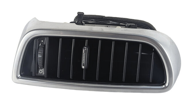 Thumbnail 2: 2016 PORSCHE CAYENNE (958) FRONT CENTER LEFT DASH HEAT AIR AC VENT (Silver)