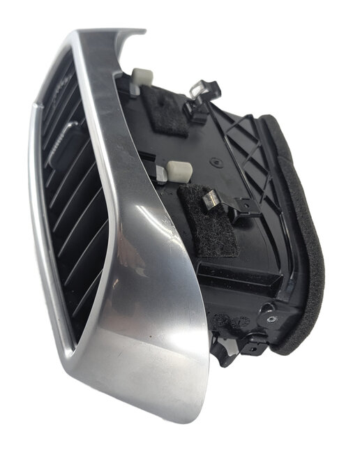 Thumbnail 4: 2016 PORSCHE CAYENNE (958) FRONT CENTER LEFT DASH HEAT AIR AC VENT (Silver)