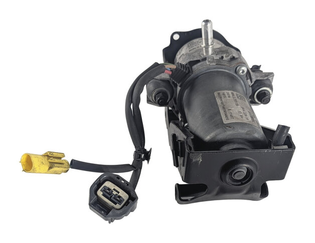 Thumbnail 3: 2016 PORSCHE CAYENNE (958) HYBRID ELECTRIC BRAKE BOOSTER VACUUM PUMP w/ BRACKET