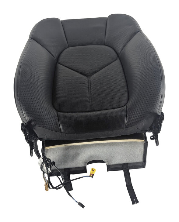 Thumbnail 3: 2016 PORSCHE CAYENNE (958) FRONT RIGHT UPPER HEATED COOLED SEAT CUSHION (Black)