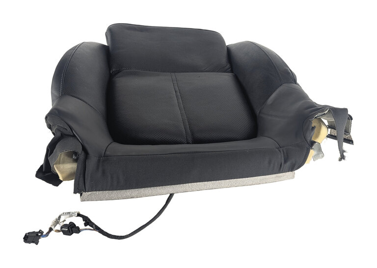Thumbnail 2: 2016 PORSCHE CAYENNE (958) FRONT RIGHT HEATED COOLED SEAT BOTTOM CUSHION (Black)