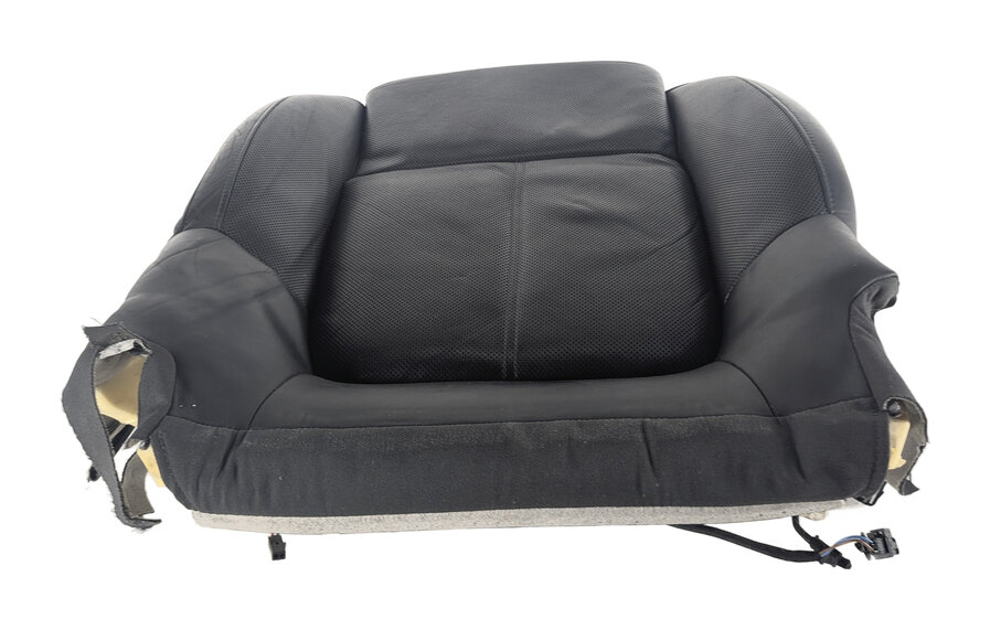 Thumbnail 2: 2016 PORSCHE CAYENNE (958) FRONT LEFT HEATED COOLED SEAT BOTTOM CUSHION (Black)