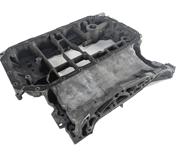 2016 PORSCHE CAYENNE (958) 3.0L HYBRID (M06.EC) ENGINE UPPER OIL PAN SUMP