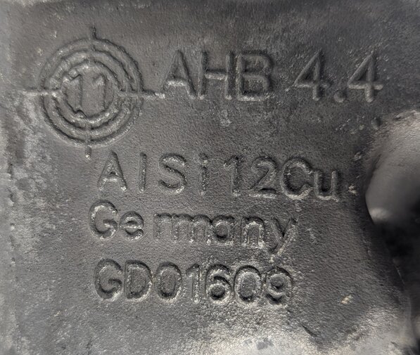 Thumbnail 8: 2016 PORSCHE CAYENNE (958) 3.0L HYBRID (M06.EC) ENGINE UPPER OIL PAN SUMP