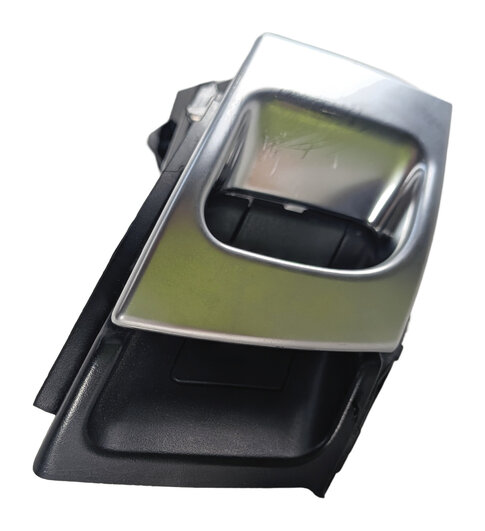 Thumbnail 5: 13-22 ROVER SPORT DISCOVERY L404 L462 L494 LEFT FRONT OR REAR INTERIOR HANDLE
