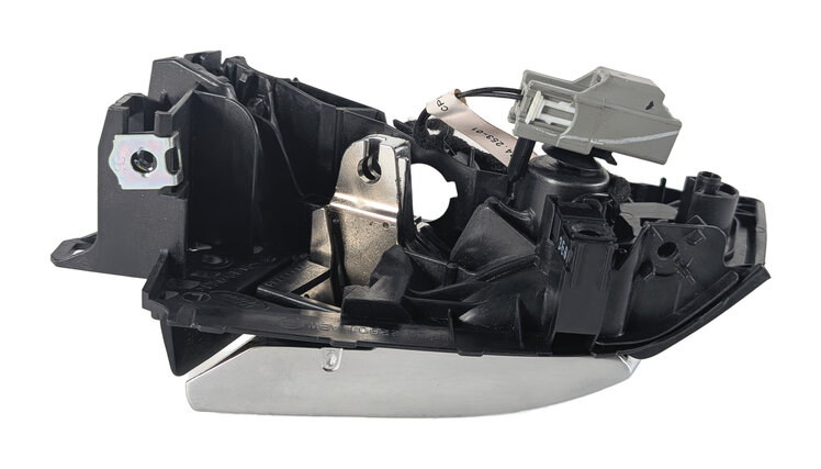 Thumbnail 7: 13-22 ROVER SPORT DISCOVERY L404 L462 L494 LEFT FRONT OR REAR INTERIOR HANDLE