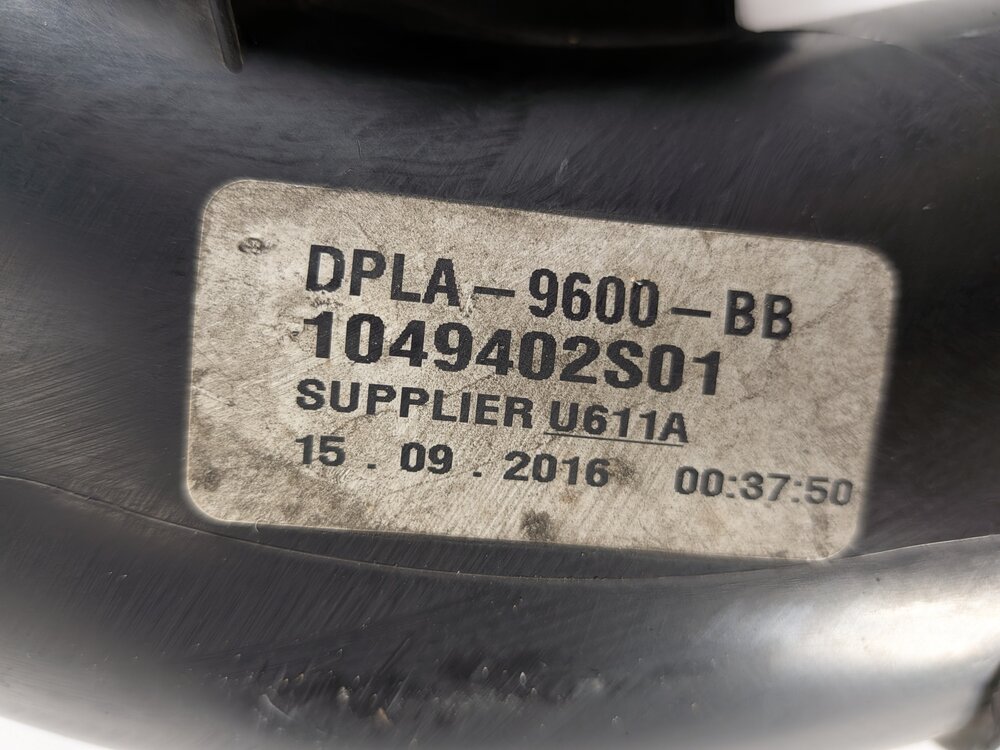 Thumbnail 8: 15-19 ROVER SPORT DISCOVERY L405 L462 L494 3.0L ENGINE RIGHT AIR FILTER BOX
