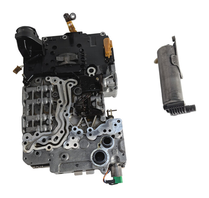 Thumbnail 7: 13-16 RANGE ROVER SPORT LR4 (L405 L419 L494) 8HP70 AUTO TRANSMISSION VALVE BODY