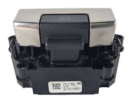 Thumbnail 2: 2016 RANGE ROVER SPORT (L494) ELECTRONIC EMERGENCY PARKING BRAKE SWITCH w/ TRIM