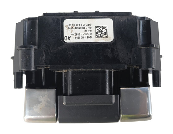 Thumbnail 8: 2016 RANGE ROVER SPORT (L494) ELECTRONIC EMERGENCY PARKING BRAKE SWITCH w/ TRIM