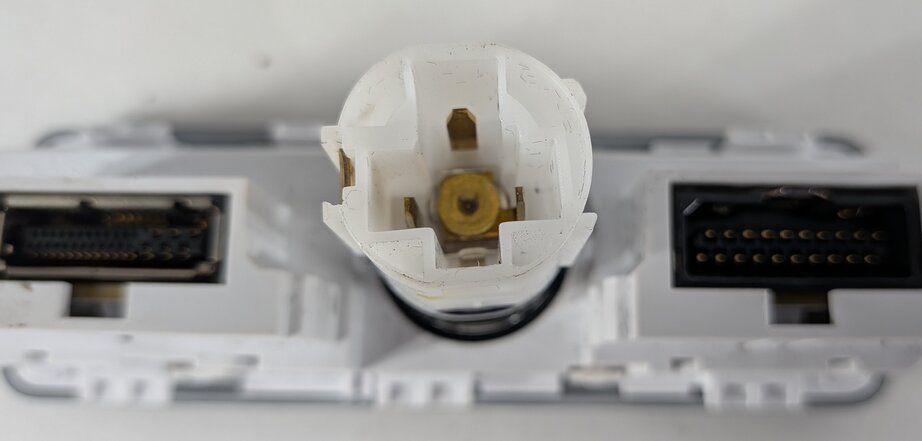 Thumbnail 7: 2016 RANGE ROVER SPORT (L494) AUX AUXILIARY AUDIO INPUT USB PORT w/ POWER SOCKET