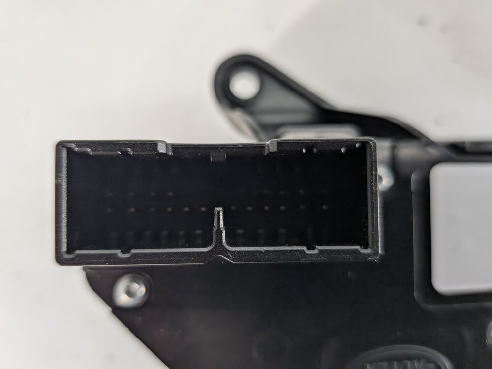 Thumbnail 8: 2016 RANGE ROVER SPORT (L494) FRONT LEFT DRIVER POWER SEAT ADJUST CONTROL SWITCH