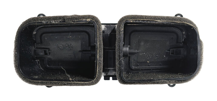Thumbnail 6: 2016 RANGE ROVER SPORT (L494) REAR CENTER CONSOLE HEAT AIR AC DUAL VENT (Black)
