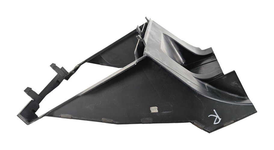 Thumbnail 6: 2016 RANGE ROVER SPORT (L494) FRONT RIGHT PASSENGER RADIATOR AIR DEFLECTOR DUCT