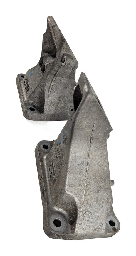 Thumbnail 4: 2016 RANGE ROVER SPORT L494 3.0L (306PS AJ126) ENGINE MOTOR MOUNT BRACKET SET/2