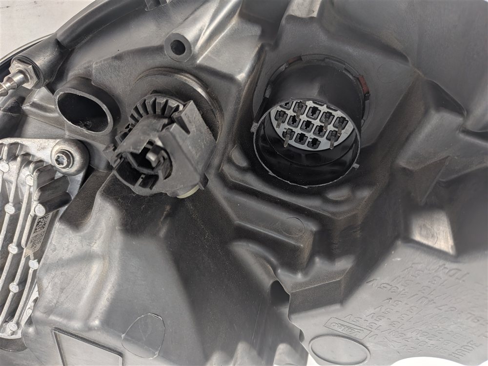 Thumbnail 7: 17-18 ROVER DISCOVERY (L462) FRONT RIGHT PASSENGER ADAPTIVE LED HEADLIGHT LAMP