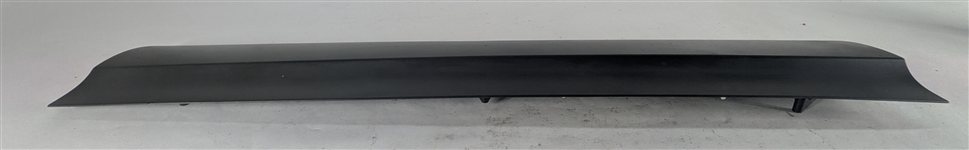 Thumbnail 6: 17-23 ROVER DISCOVERY L462 FRONT RIGHT PASSENGER LOWER DOOR TRIM MOULDING(BLACK)