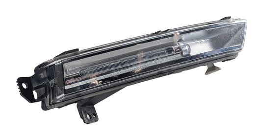 17-24 E/F/I PACE ROVER DISCOVERY L462 FRONT RIGHT PASSENGER LOWER FOGLIGHT LAMP