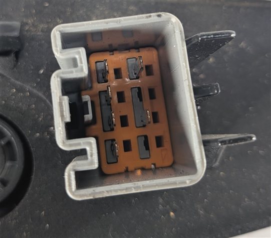 Thumbnail 10: 17-20 LAND ROVER DISCOVERY L462 REAR LEFT DRIVER OUTER QUARTER TAILLIGHT LAMP