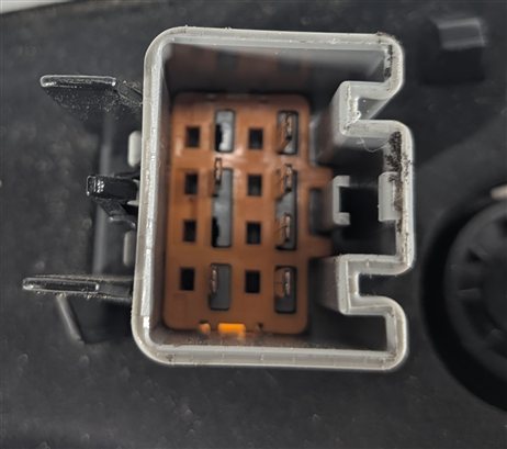 Thumbnail 10: 17-20 LAND ROVER DISCOVERY L462 REAR RIGHT PASSENGER OUTER QUARTER TAILLIGHT